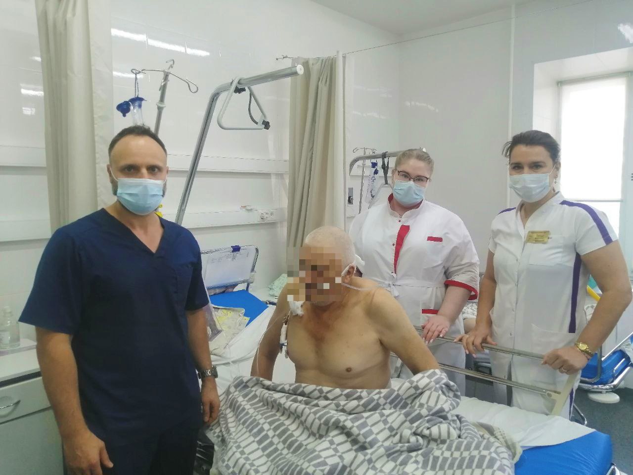 Сразу три экстренных операции на сосудах головного мозга выполнили в  Сургутской травмбольнице для спасения пациента